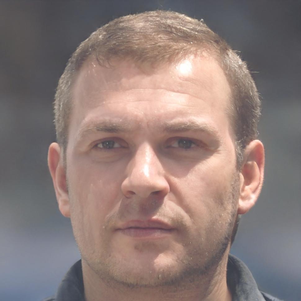 Porträt von Dominik Vettermann, ehemaliger Quereinsteiger im Vertrieb